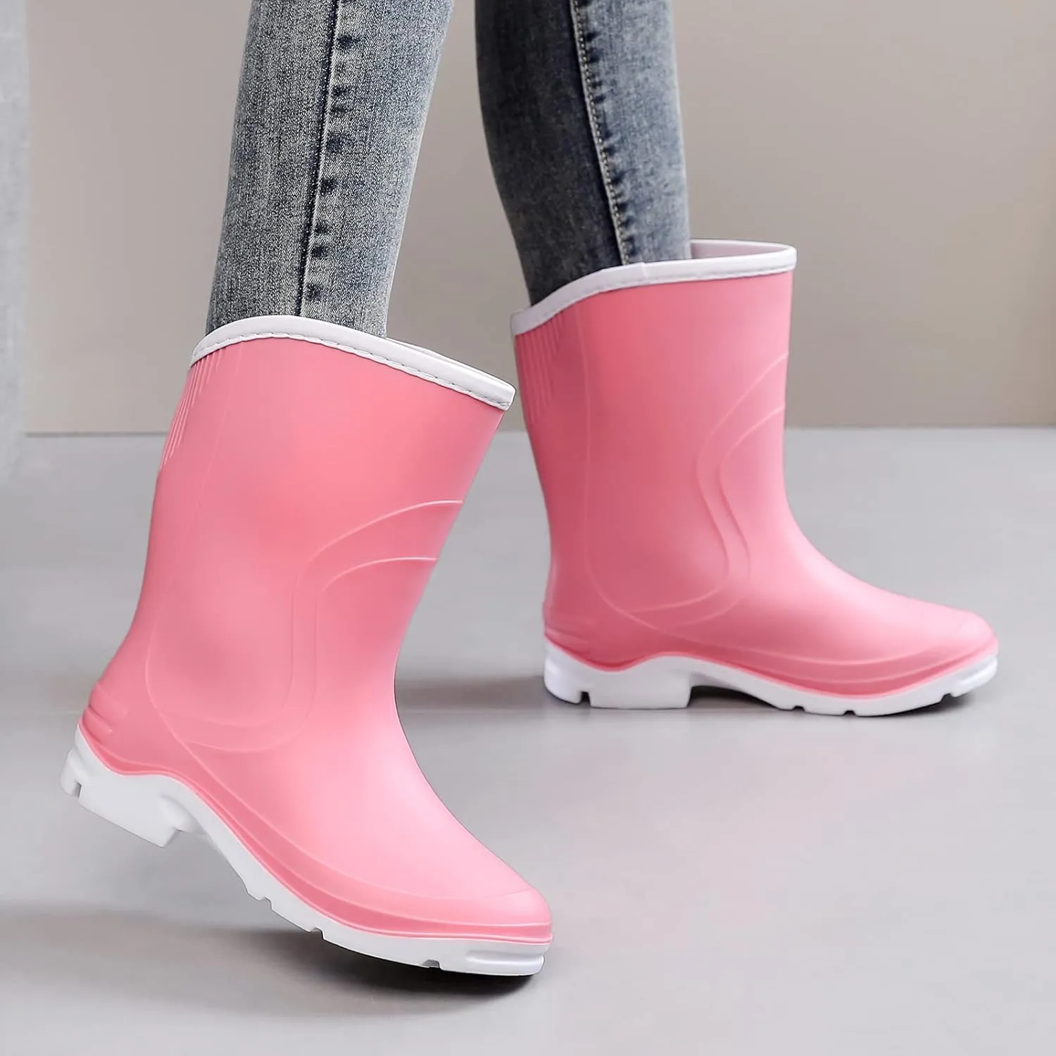 Rain Boots for WomenWaterproof Garden Rubber Boots, Non-slip Width Mid-Calf Comfort Short Boots, Ankle Rainboots Boots, Lightweight Platform Mud Boots Water Shoes for Outdoor Working Fishing
